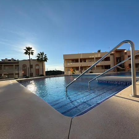 Paraiso Riviera Apartment *